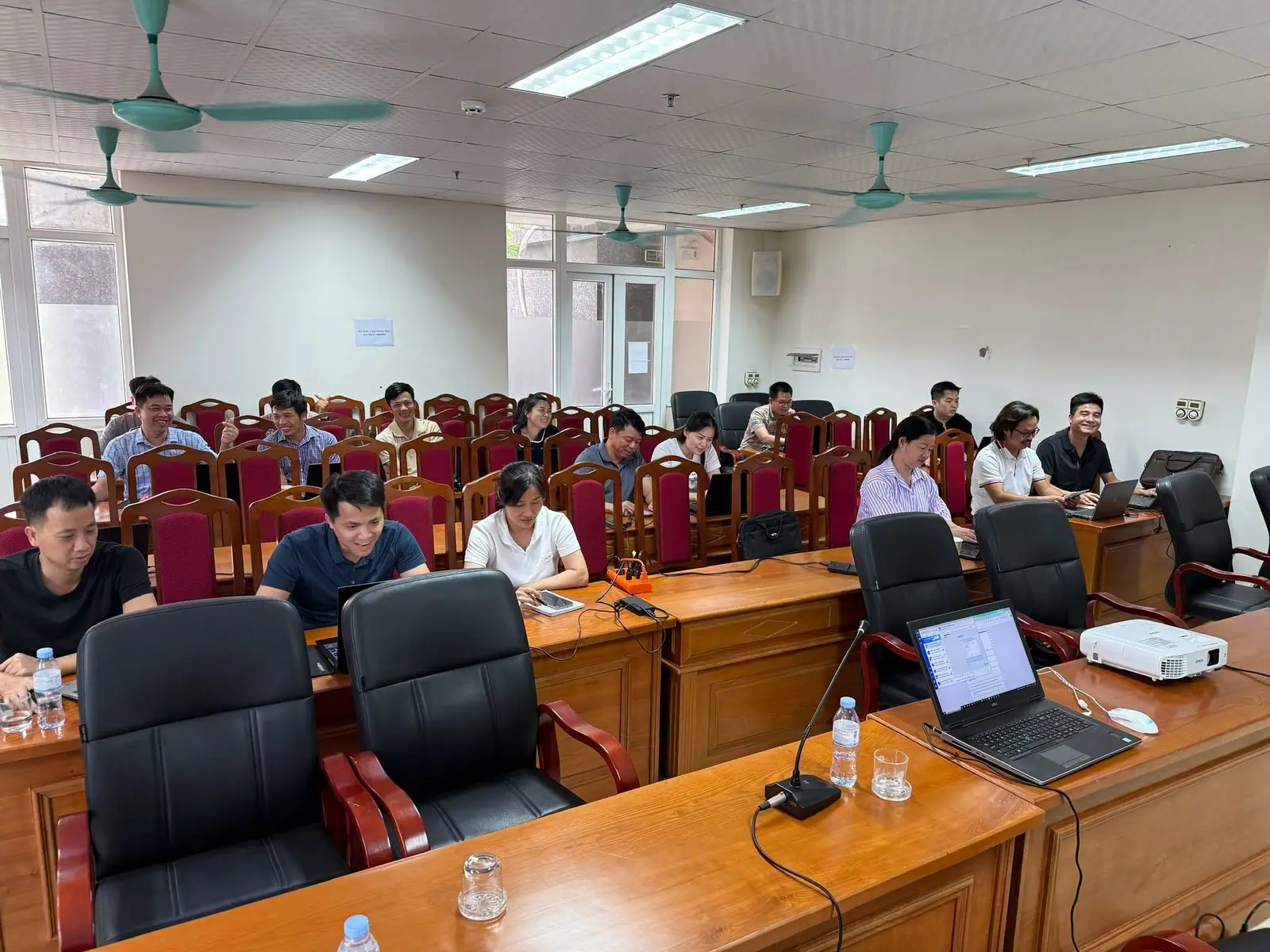 Staff of two Bac Ninh construction centres attending the BIM Management course in Bac Giang Ward
