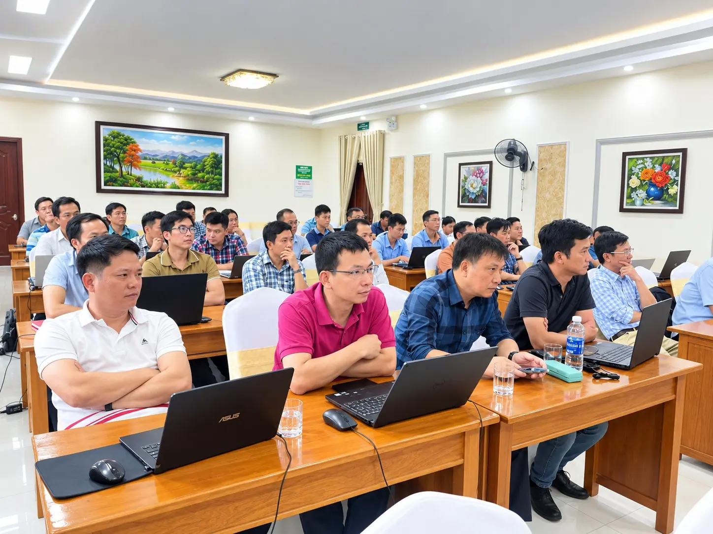 Participants from the Quang Tri Department of Construction during a session of the BIM Management course run by the Institute