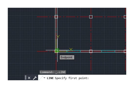 An Endpoint marker while the LINE command asks for a point