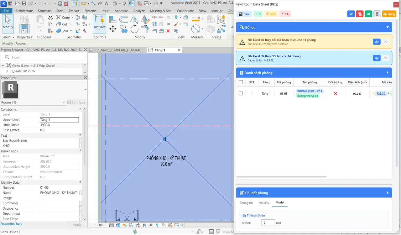 RDS VNCC room data table next to a Revit floor plan; the room is selected automatically on double-click